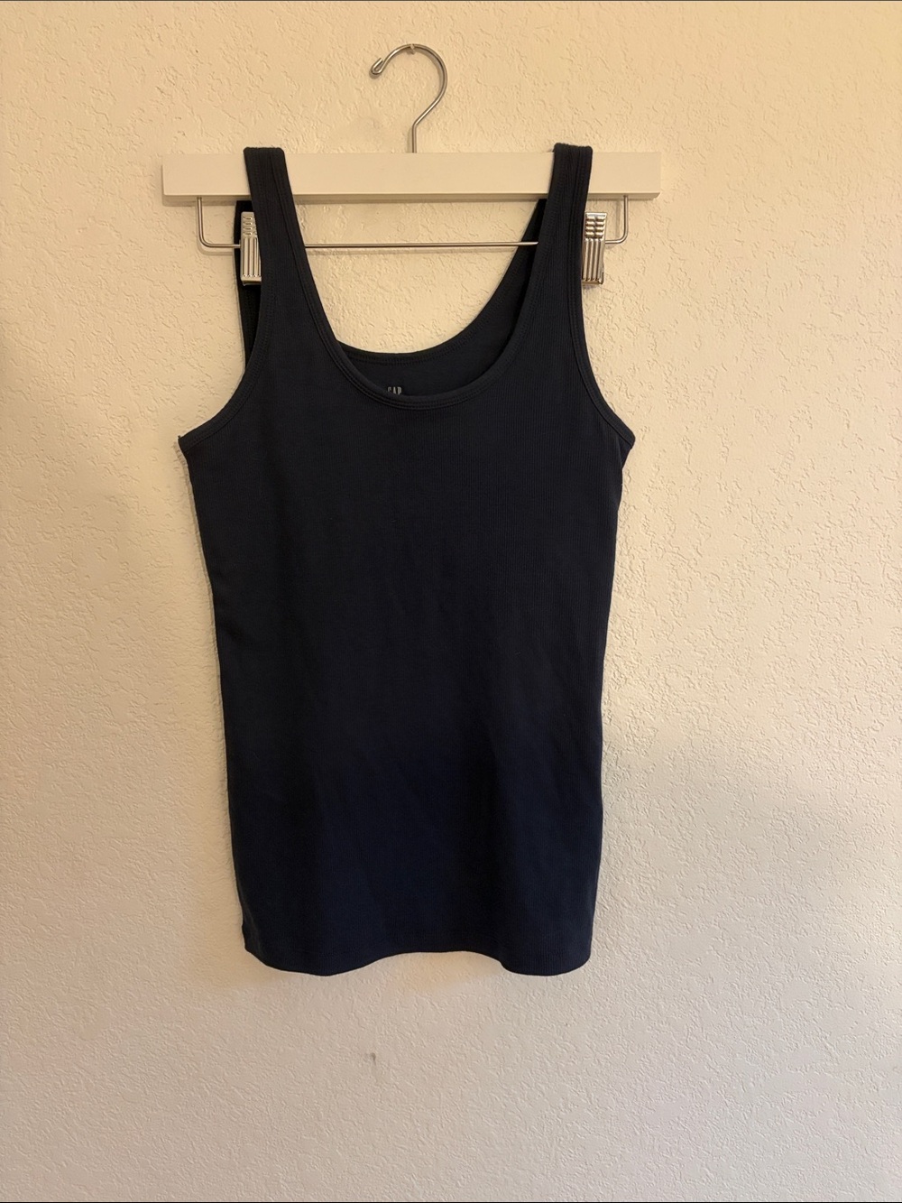 GAP Women's Navy Scoop Neck Tank Top